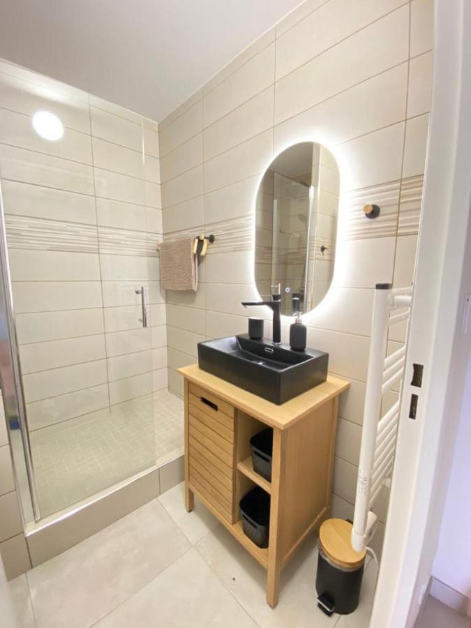 Somptueux Appartement Renove En Bord De Mer Six-Fours-les-Plages Buitenkant foto